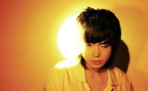 菅田将暉の歌声が似てるのは尾崎豊!?秋田ひろむや浜田省吾も?動画とSNSの声で徹底検証してみた