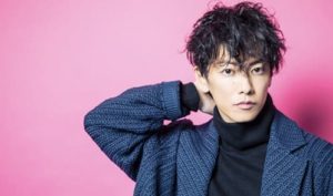 【2020】佐藤健の私服がセンス良すぎ!過去にダサいと言われた服がヤバい
