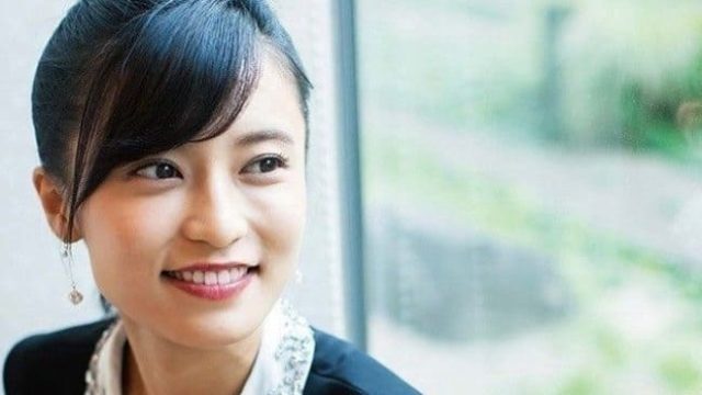 小島瑠璃子